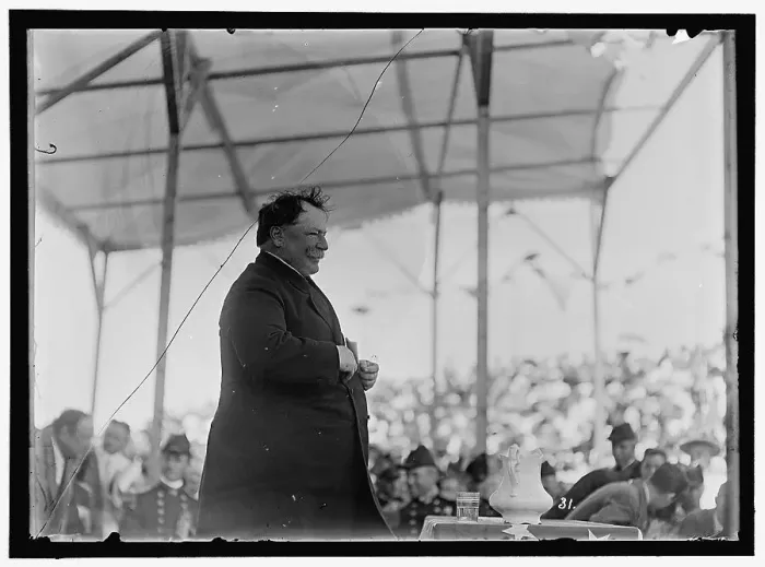 Framed Print : William Howard Taft, c1909-1917. Creator: Harris & Ewing. William Howard Taft, c1909-1917. Creator: Harris & Ewing Framed Print : William Howard Taft, c1909-1917. Creator: Harris & Ewing. William Howard Taft, c1909-1917. Creator: Harris & Ewing