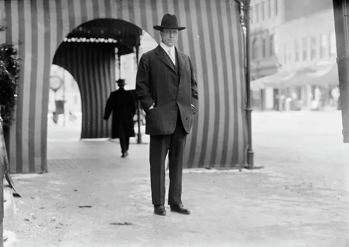 Framed Print : William Randolph Hearst - Snap At Willard, 1911. Creator: Harris & Ewing. William Randolph Hearst - Snap At Willard, 1911. Creator: Harris & Ewing Framed Print : William Randolph Hearst - Snap At Willard, 1911. Creator: Harris & Ewing. William Randolph Hearst - Snap At Willard, 1911. Creator: Harris & Ewing