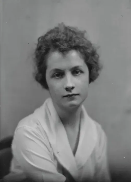 Framed Print : Williams, Miss, portrait photograph, 1917 Apr. 14. Creator: Arnold Genthe Framed Print : Williams, Miss, portrait photograph, 1917 Apr. 14. Creator: Arnold Genthe