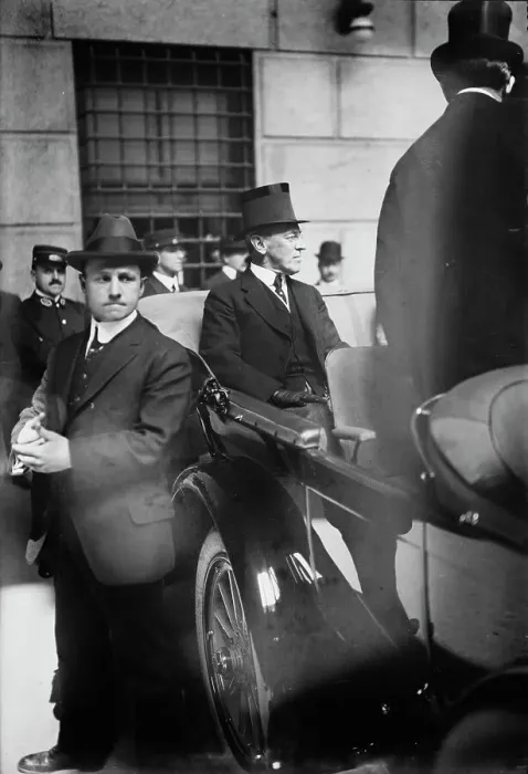 Framed Print : Wilson in N.Y. 1915. Creator: Bain News Service Framed Print : Wilson in N.Y. 1915. Creator: Bain News Service