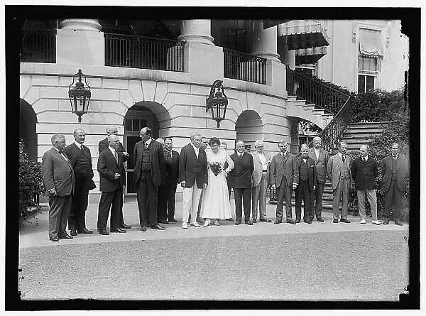 Wilson, Woodrow - group at White House, between 1910 and 1917. Creator: Harris & Ewing. Wilson, Woodrow - group at White House, between 1910 and 1917. Creator: Harris & Ewing