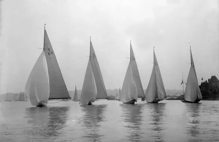 Framed Print : No wind for the 8 Metres race, 1931. Creator: Kirk & Sons of Cowes Framed Print : No wind for the 8 Metres race, 1931. Creator: Kirk & Sons of Cowes