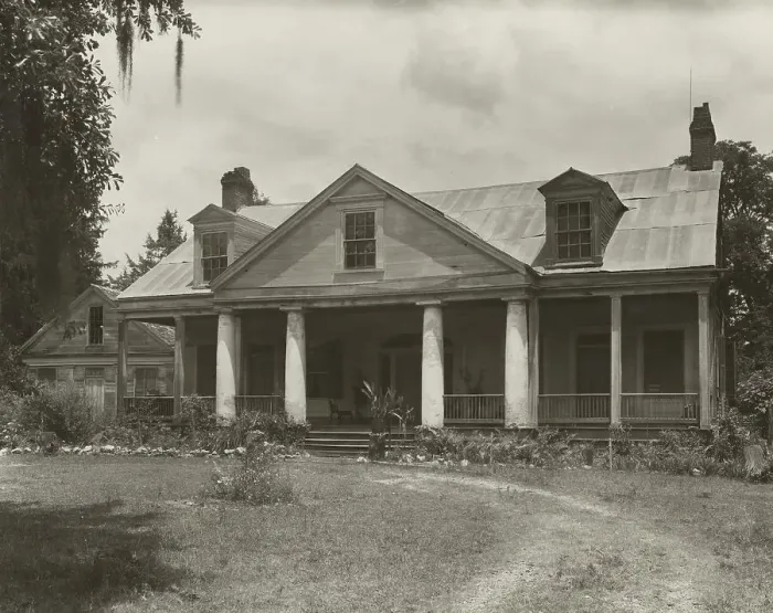Framed Print : Windy Hill Manor, Natchez vic. Adams County, Mississippi, 1938. Creator: Frances Benjamin Johnston Framed Print : Windy Hill Manor, Natchez vic. Adams County, Mississippi, 1938. Creator: Frances Benjamin Johnston