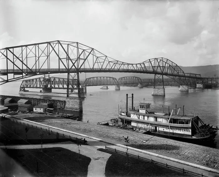 Framed Print : Winona bridges over the Mississippi, c1898. Creator: Unknown Framed Print : Winona bridges over the Mississippi, c1898. Creator: Unknown