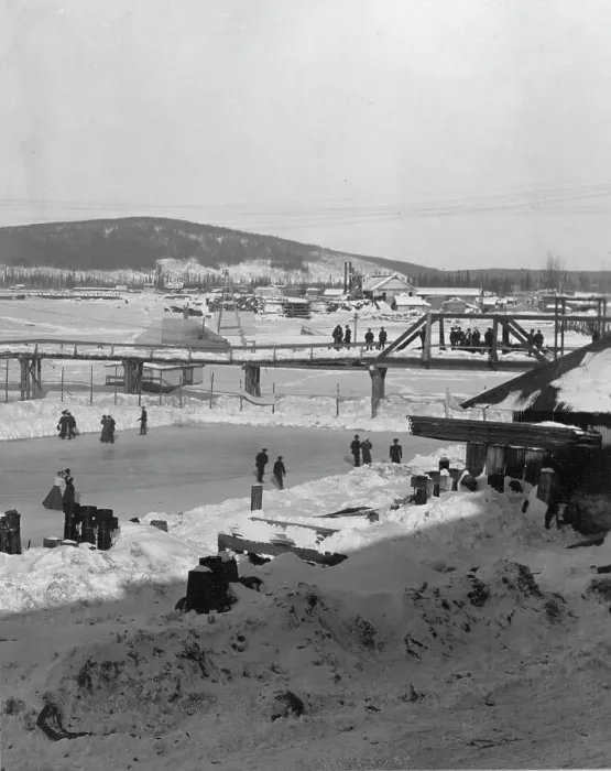 Framed Print : Winter bridge over river, between c1900 and c1930. Creator: Unknown Framed Print : Winter bridge over river, between c1900 and c1930. Creator: Unknown