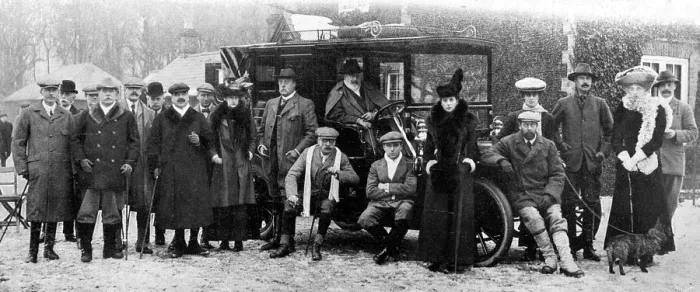 Framed Print : A Winter Days Shooting at Sandringham, Norfolk, c1902-1910 (1910) Framed Print : A Winter Days Shooting at Sandringham, Norfolk, c1902-1910 (1910)