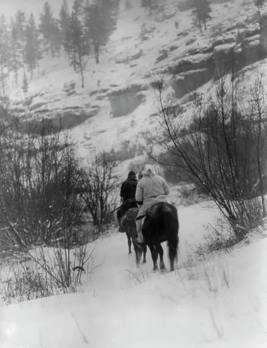 Framed Print : Winter hunter[s]-Apsaroke, c1908. Creator: Edward Sheriff Curtis