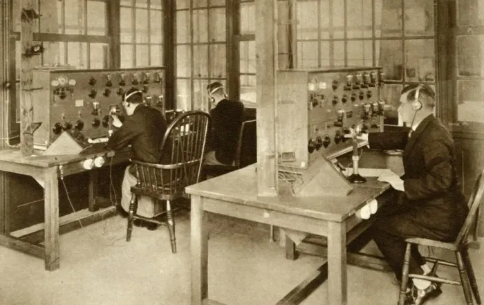 Framed Print : The wireless transmission room at Croydon Aerodrome, south London, 1928, (1935). Creator: Unknown Framed Print : The wireless transmission room at Croydon Aerodrome, south London, 1928, (1935). Creator: Unknown
