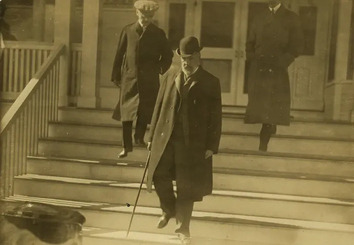 Framed Print : Witte leaving Wentworth Hotel, 1905. Creator: Unknown Framed Print : Witte leaving Wentworth Hotel, 1905. Creator: Unknown