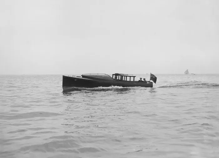 Framed Print : Wolseley motor launch, 1913. Creator: Kirk & Sons of Cowes Framed Print : Wolseley motor launch, 1913. Creator: Kirk & Sons of Cowes
