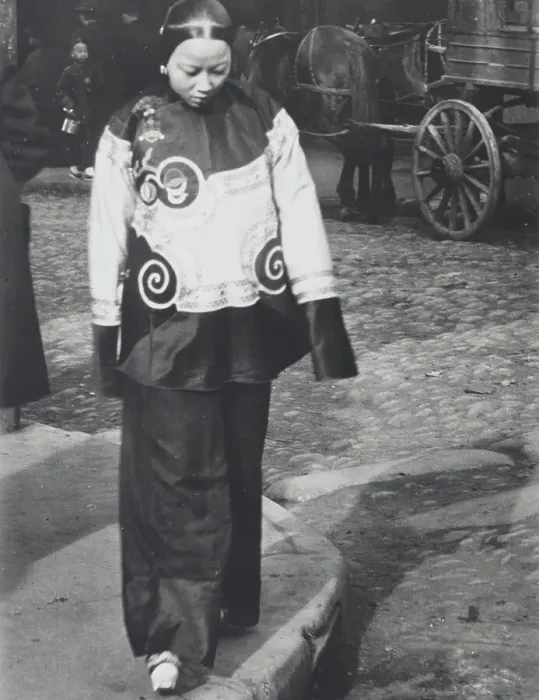 Framed Print : A woman in holiday attire, Chinatown, San Francisco, between 1896 and 1906. Creator: Arnold Genthe Framed Print : A woman in holiday attire, Chinatown, San Francisco, between 1896 and 1906. Creator: Arnold Genthe