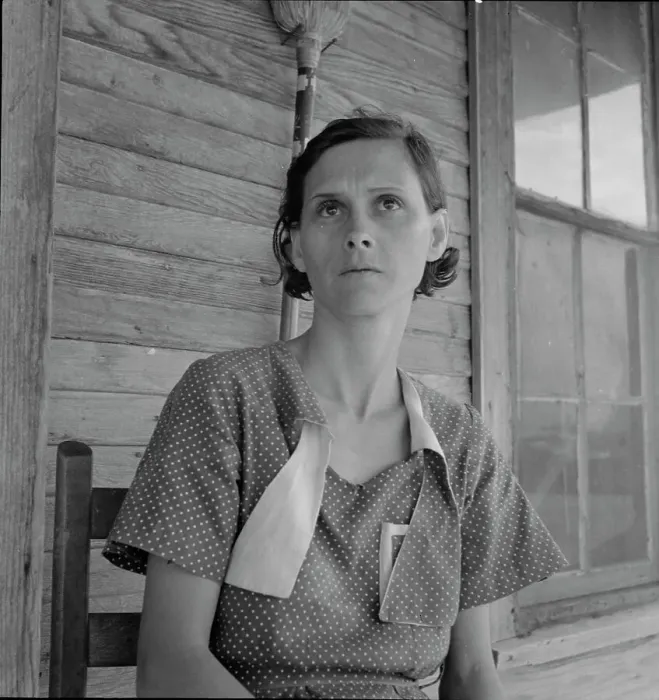 Framed Print : Woman on relief, Memphis, Texas, 1937. Creator: Dorothea Lange Framed Print : Woman on relief, Memphis, Texas, 1937. Creator: Dorothea Lange