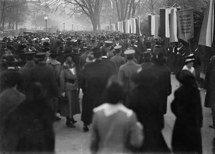 Framed Print : Woman Suffrage - Pickets, 1917. Creator: Harris & Ewing. Woman Suffrage - Pickets, 1917. Creator: Harris & Ewing Framed Print : Woman Suffrage - Pickets, 1917. Creator: Harris & Ewing. Woman Suffrage - Pickets, 1917. Creator: Harris & Ewing