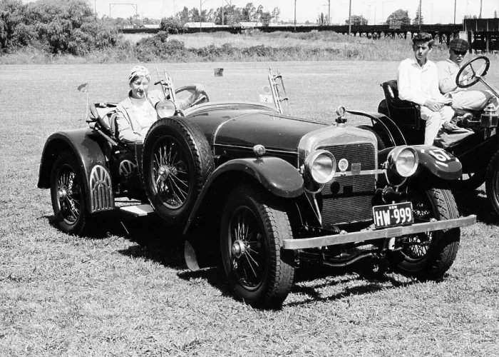Framed Print : A woman at the wheel of a 3.6 litre 1914 Hispano-Suiza Alfonso XIII, Sydney, Australia Framed Print : A woman at the wheel of a 3.6 litre 1914 Hispano-Suiza Alfonso XIII, Sydney, Australia