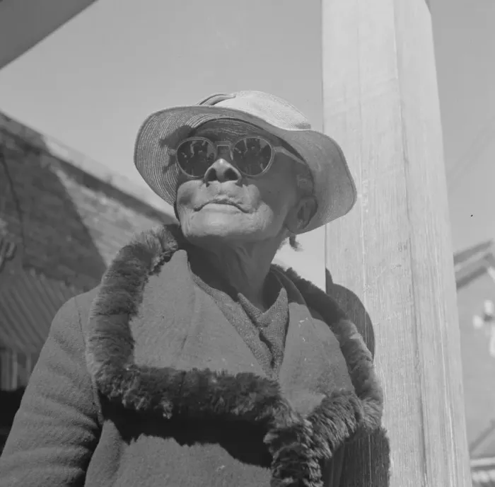 Framed Print : Woman who says she is 104 years old, Daytona Beach, Florida, 1943. Creator: Gordon Parks Framed Print : Woman who says she is 104 years old, Daytona Beach, Florida, 1943. Creator: Gordon Parks