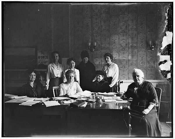 Woman's Committee Council of National Defense, between 1910 and 1920. Creator: Harris & Ewing. Woman's Committee Council of National Defense, between 1910 and 1920. Creator: Harris & Ewing