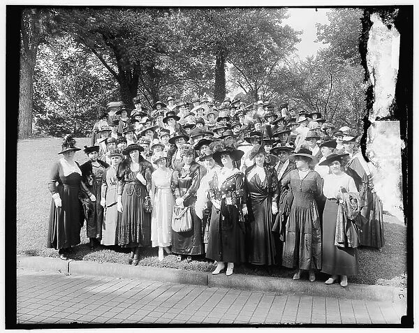 Woman's Liberty Loan Committee, between 1910 and 1920. Creator: Harris & Ewing. Woman's Liberty Loan Committee, between 1910 and 1920. Creator: Harris & Ewing