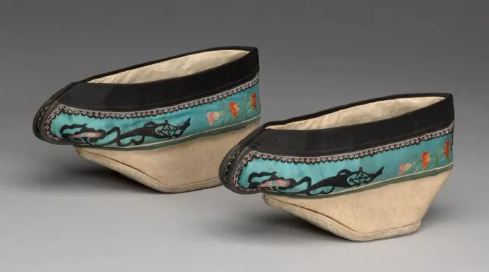 Framed Print : Womans Shoes, China, Qing dynasty (1644-1911), 19th century. Creator: Unknown Framed Print : Womans Shoes, China, Qing dynasty (1644-1911), 19th century. Creator: Unknown