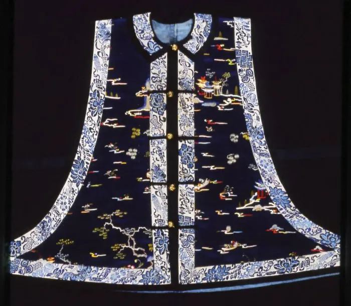Framed Print : Womans Vest, China, Qing dynasty (1644-1911), 1800 / 25. Creator: Unknown Framed Print : Womans Vest, China, Qing dynasty (1644-1911), 1800 / 25. Creator: Unknown