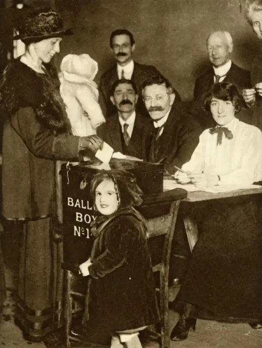 Framed Print : Some women are able to vote for the first time, Britain, 14 December 1918, (1935) Framed Print : Some women are able to vote for the first time, Britain, 14 December 1918, (1935)