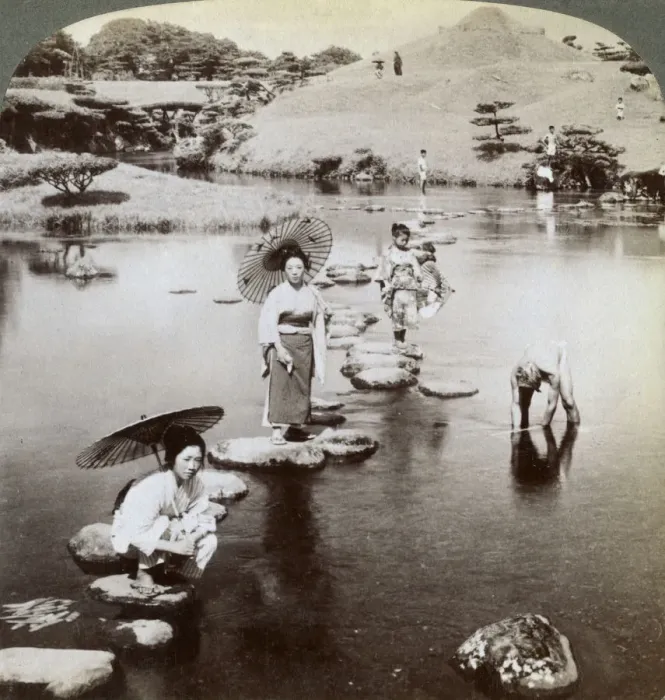 Framed Print : Women crossing the lake on stepping stones, Suizen-ji Garden, Kumamoto, Japan, 1904. Artist: Underwood & Underwood Framed Print : Women crossing the lake on stepping stones, Suizen-ji Garden, Kumamoto, Japan, 1904. Artist: Underwood & Underwood