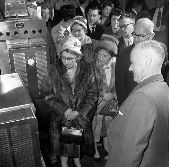 Framed Print : Women in fur coats at a food exhibition, Wilsic, near Doncaster, South Yorkshire, 1961 Framed Print : Women in fur coats at a food exhibition, Wilsic, near Doncaster, South Yorkshire, 1961