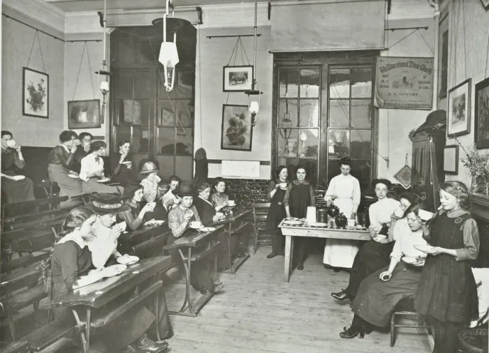 Framed Print : Women and girls in a classroom, Surrey Square Evening Institute for Women, London, 1914 Framed Print : Women and girls in a classroom, Surrey Square Evening Institute for Women, London, 1914