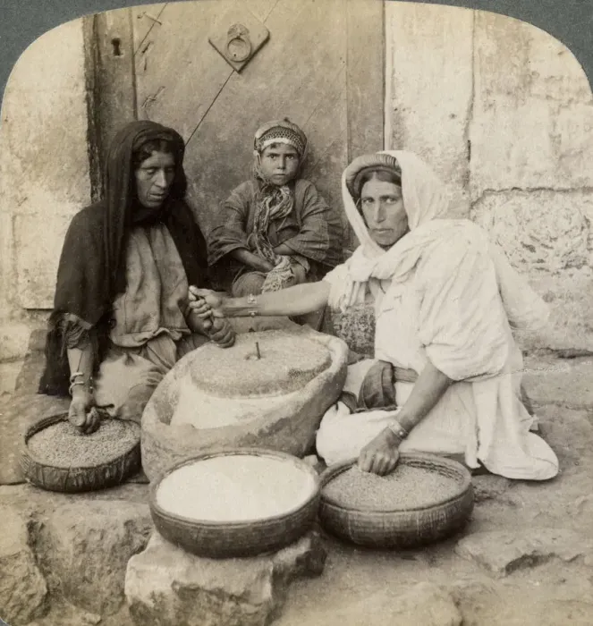 Framed Print : Women grinding at the mill, Palestine, 1900. Artist: Underwood & Underwood Framed Print : Women grinding at the mill, Palestine, 1900. Artist: Underwood & Underwood