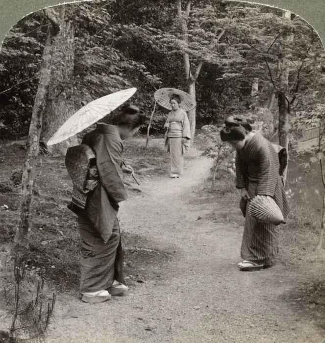 Framed Print : Women in the Kinkaku-ji Temple garden, Kyoto, Japan, 1904. Artist: Underwood & Underwood Framed Print : Women in the Kinkaku-ji Temple garden, Kyoto, Japan, 1904. Artist: Underwood & Underwood