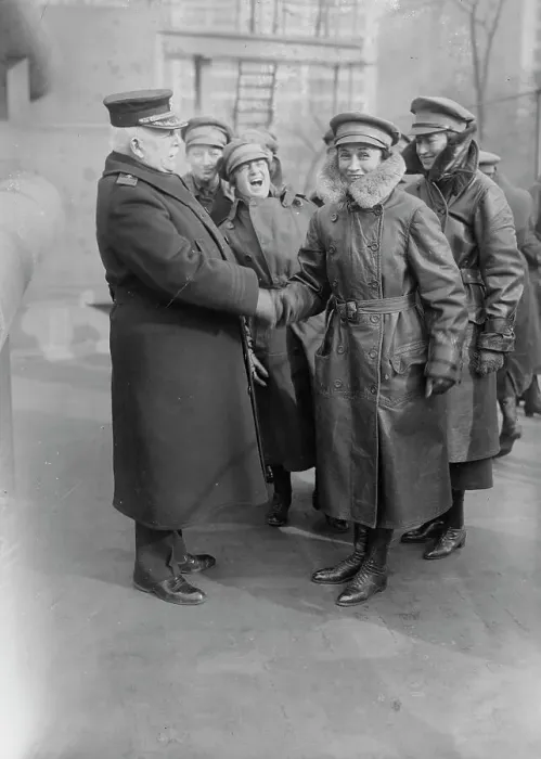 Framed Print : Women's Motor Corps, 1917 or 1918. Creator: Bain News Service Framed Print : Women's Motor Corps, 1917 or 1918. Creator: Bain News Service