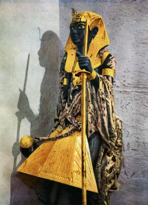 Framed Print : Wooden statue of Tutankhamun, Egypt, 1933-1934 Framed Print : Wooden statue of Tutankhamun, Egypt, 1933-1934