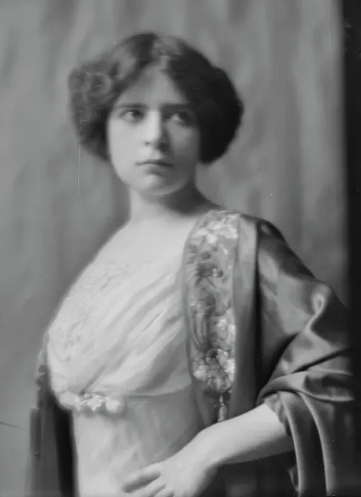 Framed Print : Woodward, Constance, Miss, portrait photograph, 1912 May 24. Creator: Arnold Genthe Framed Print : Woodward, Constance, Miss, portrait photograph, 1912 May 24. Creator: Arnold Genthe