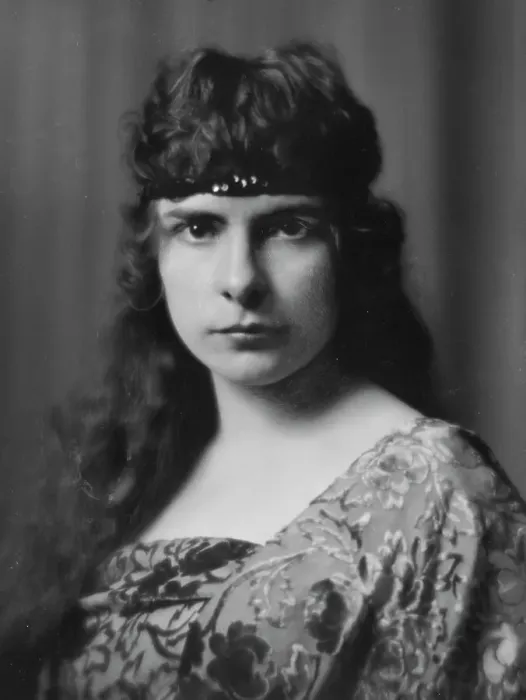 Framed Print : Woodward, Miss, portrait photograph, 1915 May 25. Creator: Arnold Genthe Framed Print : Woodward, Miss, portrait photograph, 1915 May 25. Creator: Arnold Genthe