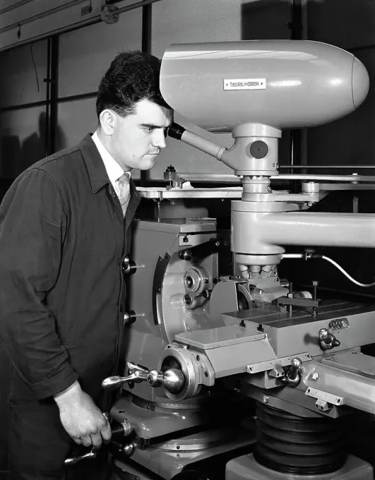 Framed Print : Worker using a cutting machine, Egdar Allen Steel Foundry, Sheffield, South Yorkshire, 1964 Framed Print : Worker using a cutting machine, Egdar Allen Steel Foundry, Sheffield, South Yorkshire, 1964