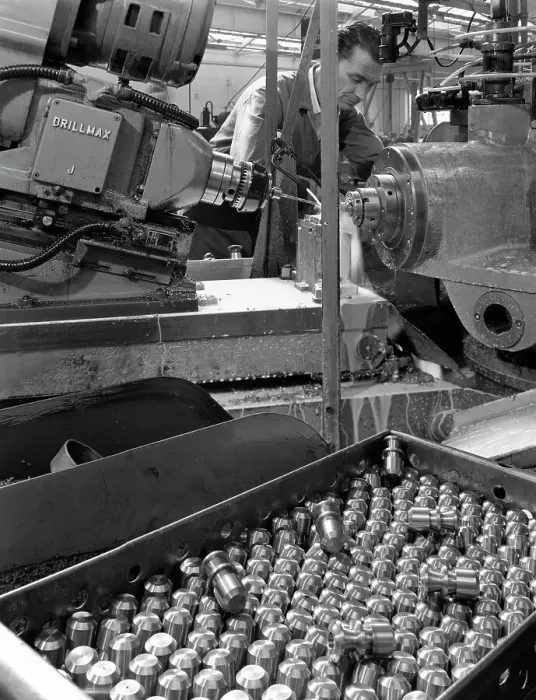 Framed Print : Working on a Drillmax machine, Park Gate Iron & Steel Co, Rotherham, South Yorkshire, 1964 Framed Print : Working on a Drillmax machine, Park Gate Iron & Steel Co, Rotherham, South Yorkshire, 1964