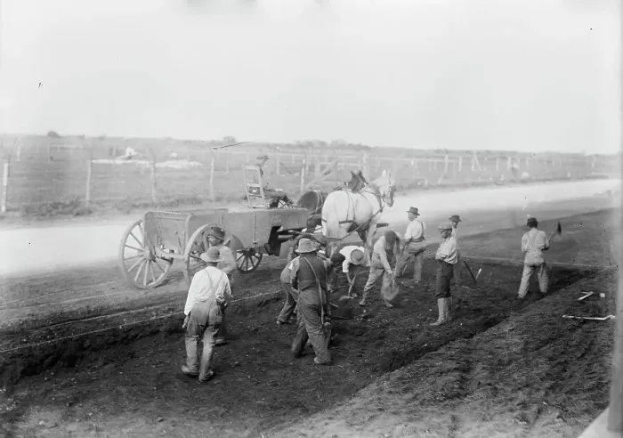 Framed Print : Working on motor speedway, 1910. Creator: Bain News Service Framed Print : Working on motor speedway, 1910. Creator: Bain News Service