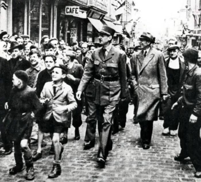 Framed Print : World War 2: Liberation of France, 1944 Framed Print : World War 2: Liberation of France, 1944