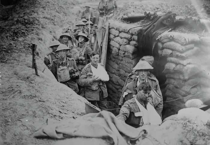 Framed Print : Wounded British in trench, 18 Aug 1918. Creator: Bain News Service Framed Print : Wounded British in trench, 18 Aug 1918. Creator: Bain News Service