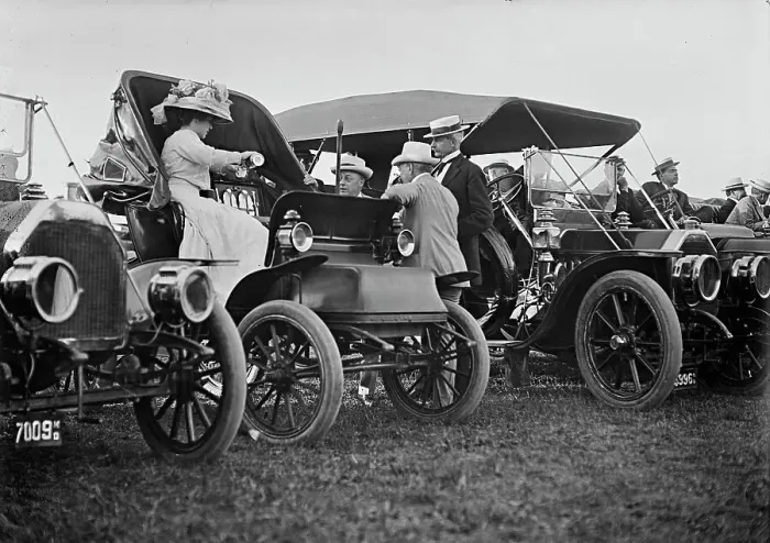 Framed Print : Wright Flights, Fort Myer, Va, July 1909. Spectators: Mrs. Longworth; Sec. Knox... Sec. Nagle. Creator: Harris & Ewing. Wright Flights, Fort Myer, Va, July 1909. Spectators: Mrs. Longworth; Sec. Knox... Sec. Nagle. Creator: Harris & Ewing Framed Print : Wright Flights, Fort Myer, Va, July 1909. Spectators: Mrs. Longworth; Sec. Knox... Sec. Nagle. Creator: Harris & Ewing. Wright Flights, Fort Myer, Va, July 1909. Spectators: Mrs. Longworth; Sec. Knox... Sec. Nagle. Creator: Harris & Ewing