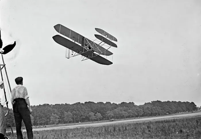 Framed Print : Wright Flights, Fort Myer, Va, July 1909 - First Army Flights, 1909 July. Creator: Harris & Ewing. Wright Flights, Fort Myer, Va, July 1909 - First Army Flights, 1909 July. Creator: Harris & Ewing Framed Print : Wright Flights, Fort Myer, Va, July 1909 - First Army Flights, 1909 July. Creator: Harris & Ewing. Wright Flights, Fort Myer, Va, July 1909 - First Army Flights, 1909 July. Creator: Harris & Ewing