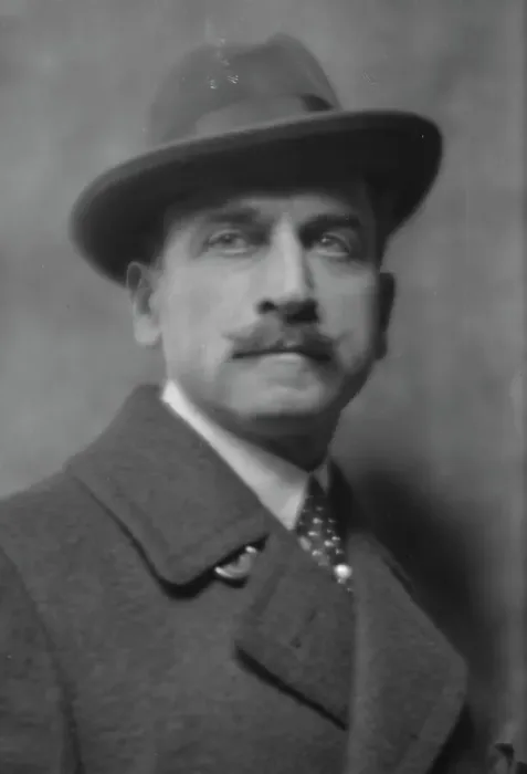 Framed Print : Wright, J. Dunbar, Mr. portrait photograph, 1915 Feb. 17. Creator: Arnold Genthe Framed Print : Wright, J. Dunbar, Mr. portrait photograph, 1915 Feb. 17. Creator: Arnold Genthe