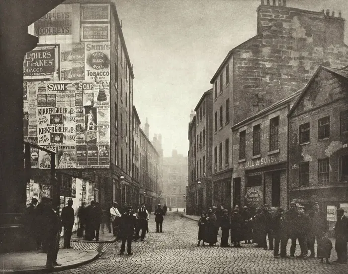 Framed Print : The Back Wynd (#48), Printed 1900. Creator: Thomas Annan Framed Print : The Back Wynd (#48), Printed 1900. Creator: Thomas Annan