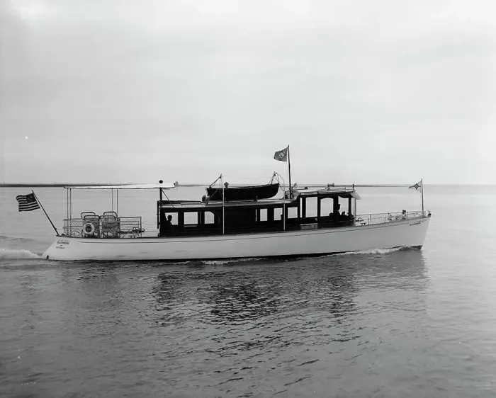 Framed Print : Yacht Rainbow, St. Clair Flats, Mich. between 1907 and 1915. Creator: Unknown Framed Print : Yacht Rainbow, St. Clair Flats, Mich. between 1907 and 1915. Creator: Unknown