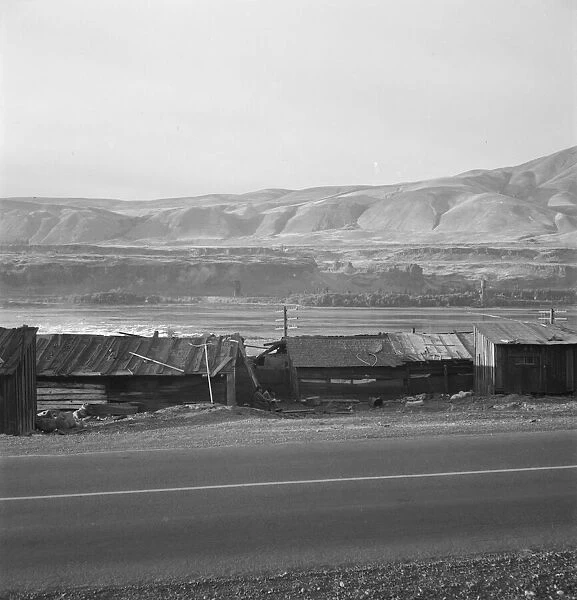 Yakima Indian valley on the Columbia River... Celilo, Wasco County, Oregon, 1939. Creator: Dorothea Lange