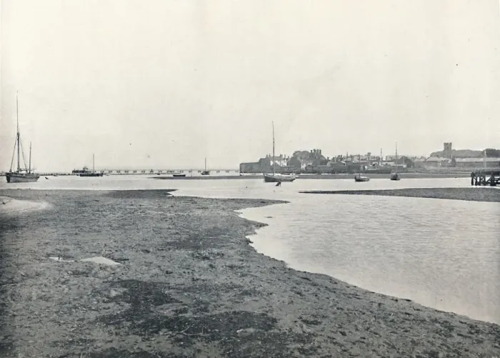 Framed Print : Yarmouth (Isle of Wight) - General View, 1895 Framed Print : Yarmouth (Isle of Wight) - General View, 1895