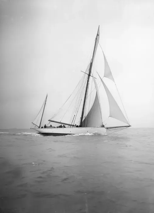 Framed Print : The yawl Celia, 1911. Creator: Kirk & Sons of Cowes Framed Print : The yawl Celia, 1911. Creator: Kirk & Sons of Cowes