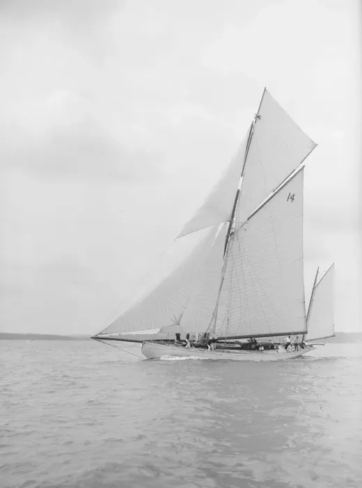 Framed Print : The yawl Celia under way, 1913. Creator: Kirk & Sons of Cowes Framed Print : The yawl Celia under way, 1913. Creator: Kirk & Sons of Cowes