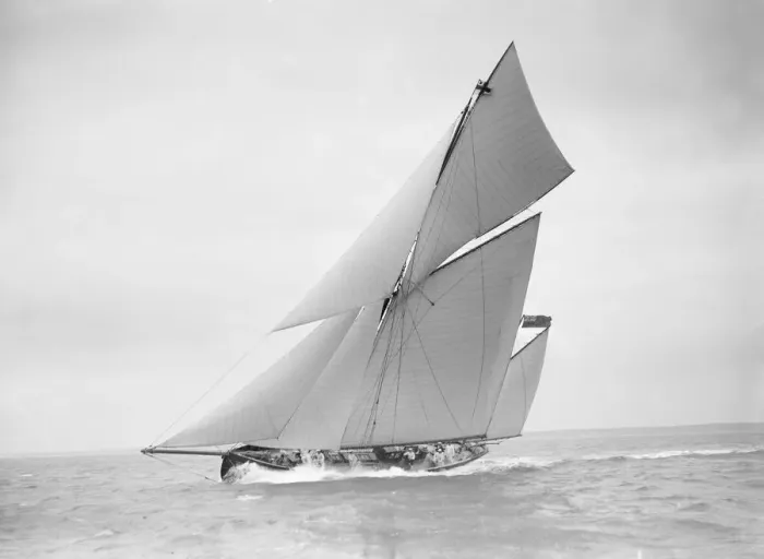 Framed Print : The yawl Joyce sailing in good wind, 1911. Creator: Kirk & Sons of Cowes Framed Print : The yawl Joyce sailing in good wind, 1911. Creator: Kirk & Sons of Cowes