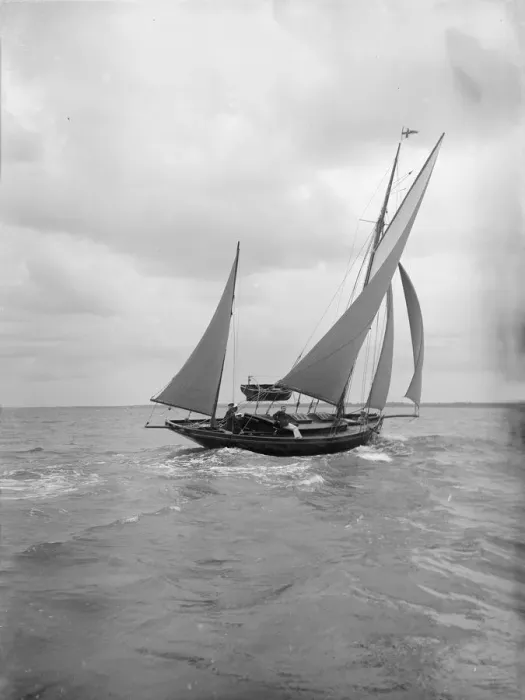 Framed Print : The yawl Moosk under way, 1912. Creator: Kirk & Sons of Cowes Framed Print : The yawl Moosk under way, 1912. Creator: Kirk & Sons of Cowes