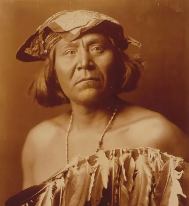 Framed Print : Yo Shona, c1903. Creator: Edward Sheriff Curtis Framed Print : Yo Shona, c1903. Creator: Edward Sheriff Curtis